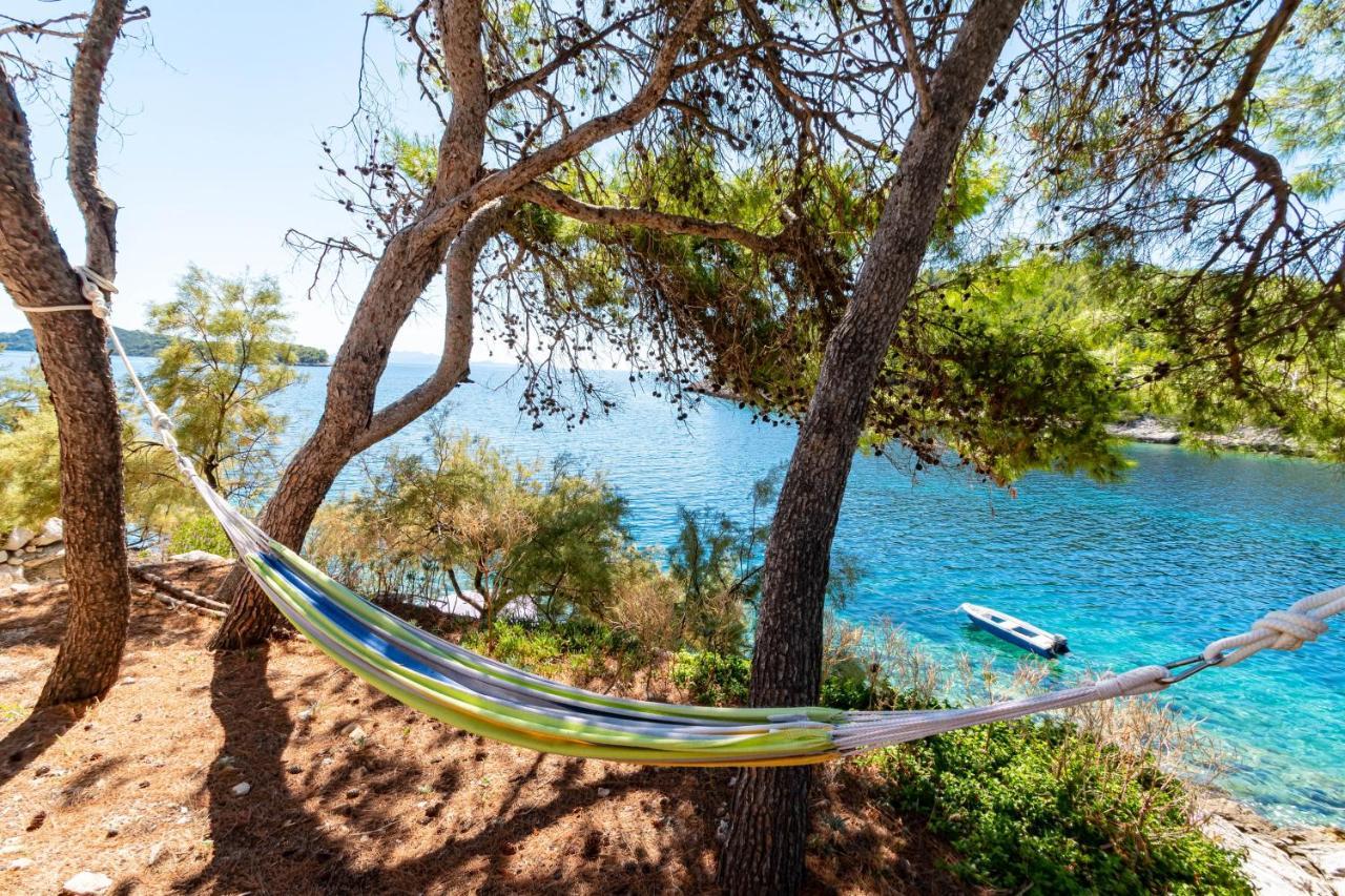 Apartments By The Sea Cove Zaglav, Korcula - 12208 Prizba Buitenkant foto