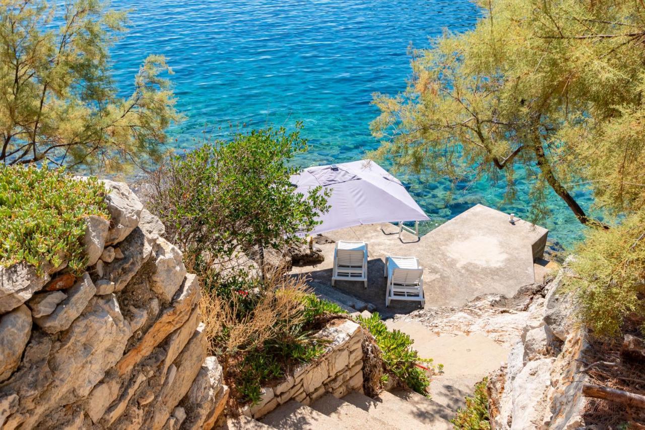 Apartments By The Sea Cove Zaglav, Korcula - 12208 Prizba Buitenkant foto